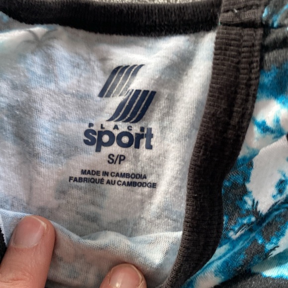 Bundle of 3 Boys’ Tank Tops, Size S - Picture 3 of 7